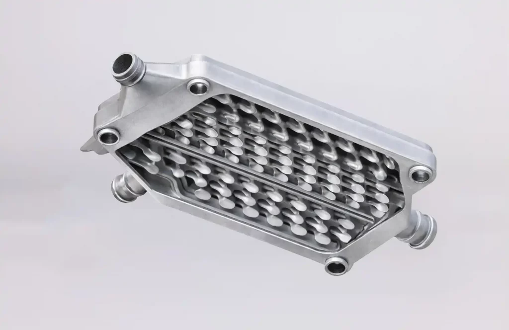 Additiv gefertigter Kühlkörper für Leistungselektronik mit integrierten Strömungskanälen